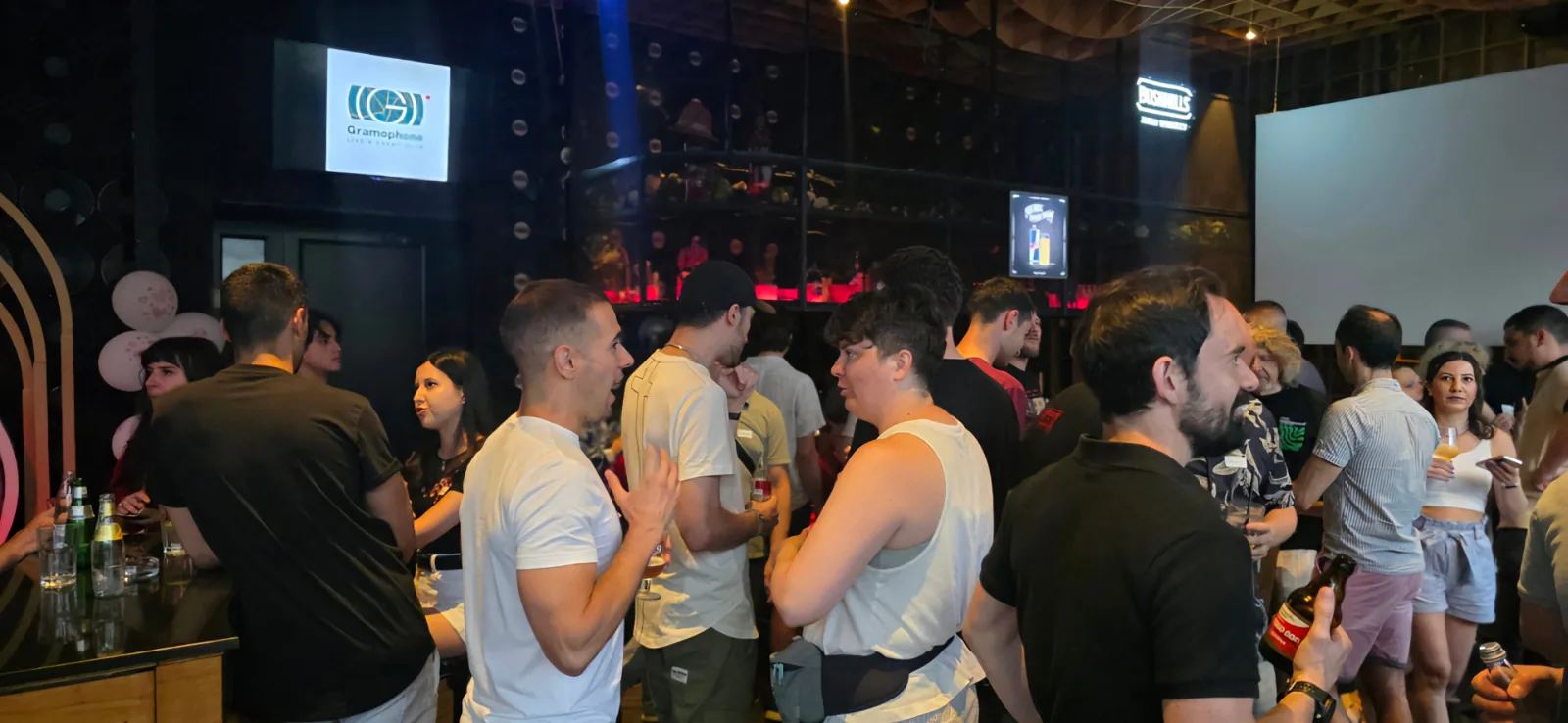 International Mixer — Sofia Meetups, August at Club Gramophone