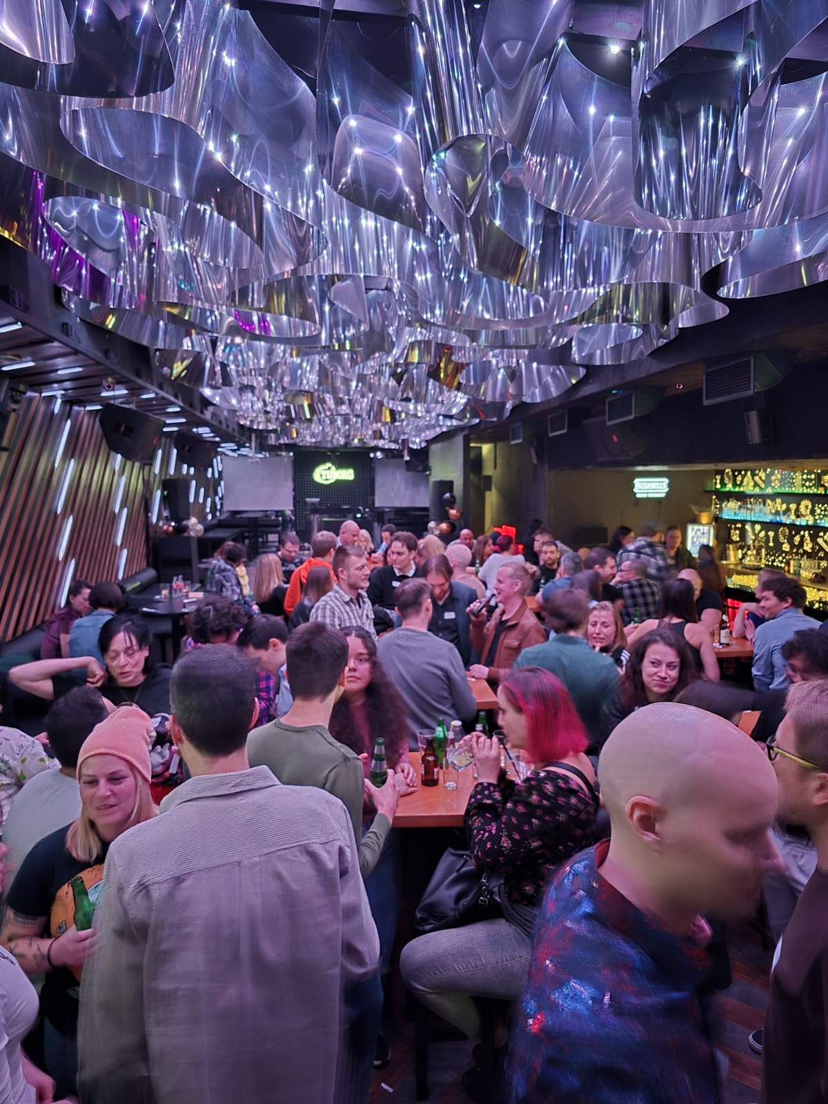 Chrome Lounge Sessions — September at Chrome Lounge